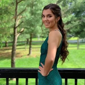 Meet your Posher, Carly